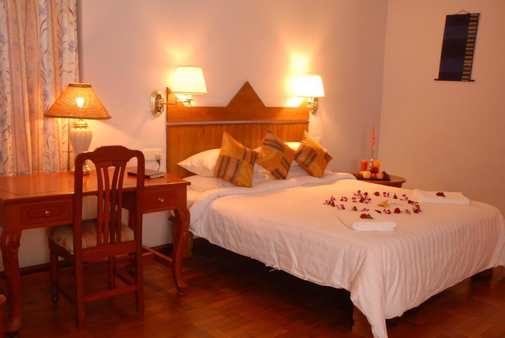 Amazing Kaytu Hotell Taungoo Exteriör bild